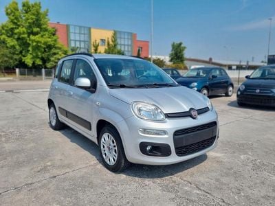 Usata Fiat Panda Lounge 69 CV (50 kW) 2019 Argento metallizzato Utilitaria