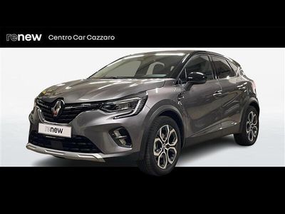 Usata Renault Captur Techno 145 CV (106 kW) 2023 Grigio scuro SUV