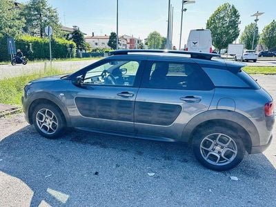 Occasion Citroën C4 Cactus Feel 82 ch (60 kW) 2016 Gris Citadine