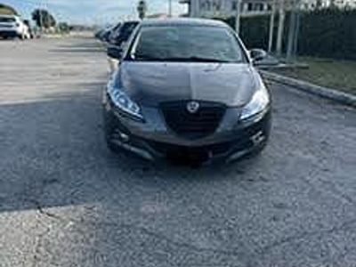 Usata Lancia Delta S 120 CV (88 kW) 2013 Grigio Utilitaria