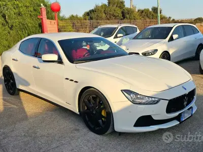 Usata Maserati Ghibli 275 CV (202 kW) 2015 Bianco Berlina