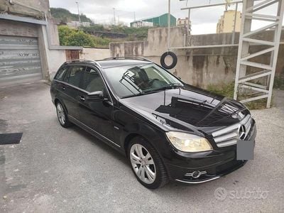 Usata Mercedes C200 136 CV (100 kW) 2009 Nero Station wagon