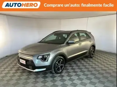 Usata Kia Niro 92 CV (67 kW) 2024 Argento SUV
