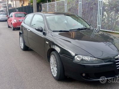 usata Alfa Romeo 147 147 1.9 JTD (115) 3 porte Exclusive