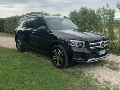 Usata Mercedes GLB180 Executive 116 CV (85 kW) 2021 Nero SUV