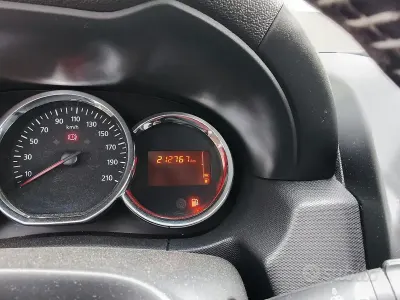 Usata Dacia Duster 110 CV (80 kW) 2016 Nero SUV