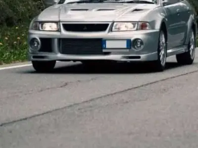 Usata Mitsubishi Lancer 280 CV (205 kW) 1998 Grigio Berlina