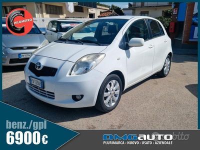 usata Toyota Yaris 1.3 benz./gpl