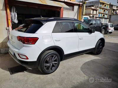Usata VW T-Roc 2023 SUV