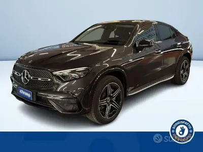 Nuova Mercedes GLC300e 2026 Grigio Coupé