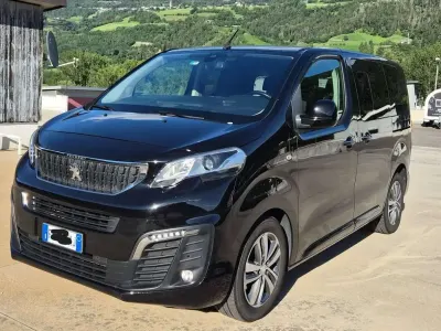 Usata Peugeot Traveller Allure 177 CV (130 kW) 2019 Nero Monovolume