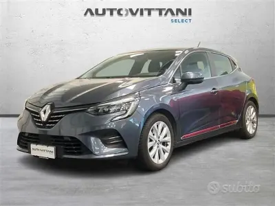 Usata Renault Clio V Intens 91 CV (66 kW) 2022 Grigio scuro Berlina