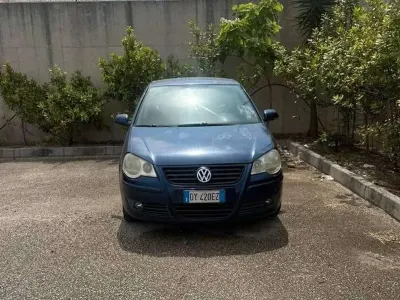 Usata VW Polo Comfortline 69 CV (50 kW) 2009 Blu/azzurro Utilitaria