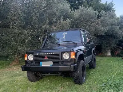 Usata Mitsubishi Pajero 141 CV (103 kW) 1988 Nero SUV