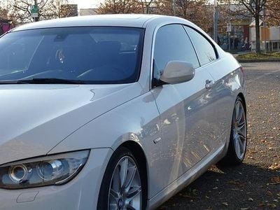 Begagnad BMW 335 306 HK (225 kW) 2010 Vit Sportkupé