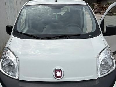 Usata Fiat Qubo Trekking 77 CV (56 kW) 2018 Bianco Monovolume