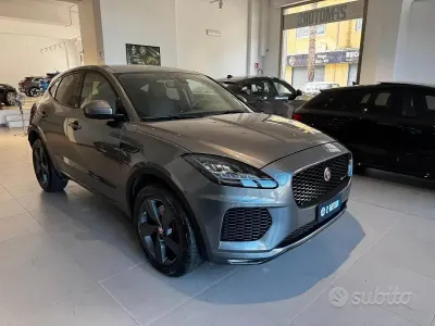 Gebraucht Jaguar E-Pace Chequered Flag 150 PS (110 kW) 2020 Schwarz SUV