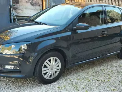 Usata VW Polo Trendline 60 CV (44 kW) 2016 Grigio Berlina
