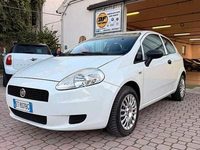 Usata Fiat Grande Punto S 69 CV (50 kW) 2013 Bianco Utilitaria