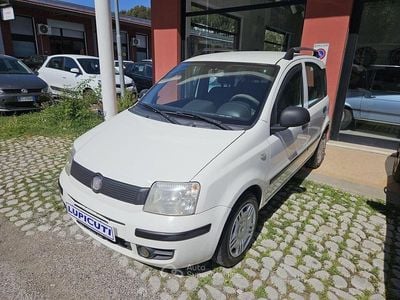 Begagnad Fiat Panda 69 HK (50 kW) 2011 Vit Halvkombi