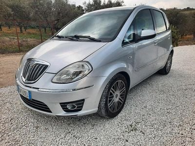 Usata Lancia Musa 95 CV (69 kW) 2009 Grigio Monovolume