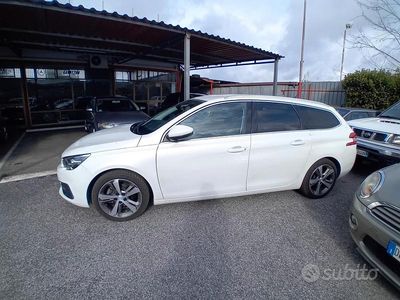 Bianco Usata 2019 Peugeot 308 Allure Station wagon | 9800 € (Molto cara)