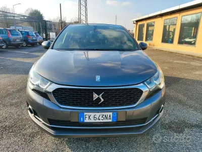 Usata DS Automobiles DS4 Business 120 CV (88 kW) 2017 Grigio Berlina