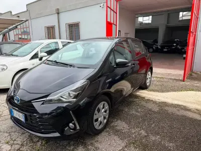 Usata Toyota Yaris Hybrid
