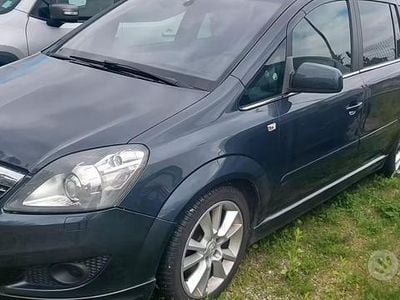 Occasion Opel Zafira Cosmo 125 ch (91 kW) 2011 Gris Monospace