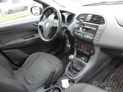 Usata Fiat Bravo 120 CV (88 kW) 2010 Nero Utilitaria