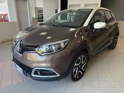 Usata Renault Captur 90 CV (66 kW) 2014 Marrone SUV
