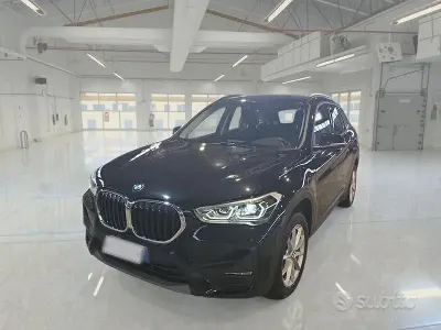Używany BMW X1 Advantage 150 KM (110 kW) 2021 Czarny SUV