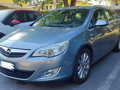 Usata Opel Astra Cosmo 125 CV (91 kW) 2011 Station wagon