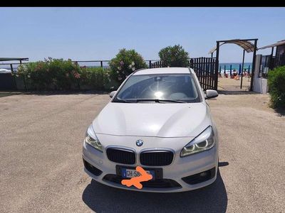 Usata BMW 214 Active Tourer Advantage 95 CV (69 kW) 2017 Bianco Monovolume