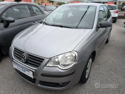 Usata VW Polo United 60 CV (44 kW) 2009 Grigio Utilitaria