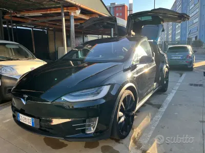 Usata Tesla Model X 180 kW (245 CV) 2020 Nero SUV