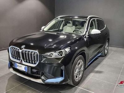 Usata BMW iX1 Comfort Edition 230 kW (313 CV) 2023 Black sapphire metallizzato SUV