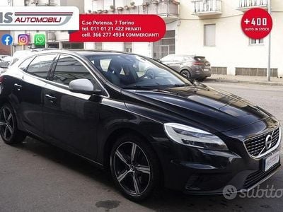 Usata Volvo V40 R-Design 120 CV (88 kW) 2019 Nero Utilitaria