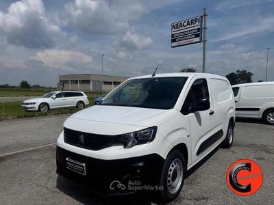 Usata Peugeot Partner 131 CV (96 kW) 2020 Bianco pastello Monovolume