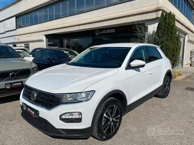Usata VW T-Roc Style 116 CV (85 kW) 2019 Bianco SUV