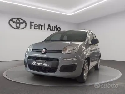 Usata Fiat Panda Lounge 69 CV (50 kW) 2018 Grigio Utilitaria