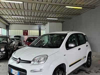 Usata Fiat Panda Young 80 CV (58 kW) 2014 Bianco Utilitaria