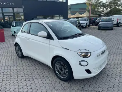 Usata Fiat 500e 42 kW (58 CV) 2024 Bianco Utilitaria