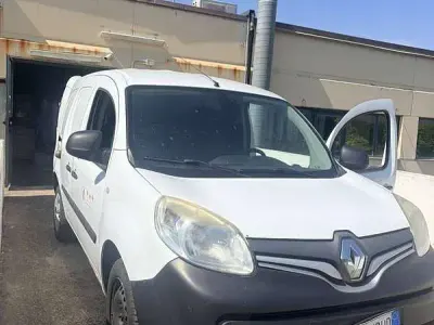 Usata Renault Kangoo 64 CV (47 kW) 2017 Bianco Monovolume