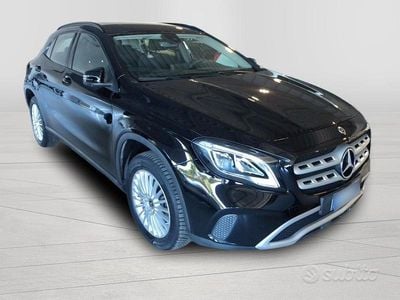 Usata Mercedes GLA180 Business 122 CV (89 kW) 2019 Nero SUV