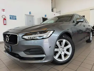 Usata Volvo V90 190 CV (139 kW) 2017 Grigio Station wagon