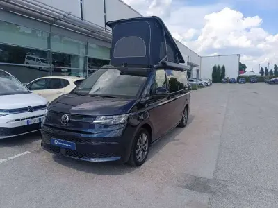 Usata VW California Beach 150 CV (110 kW) 2025 Blu/azzurro Furgone