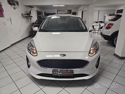 Begagnad Ford Fiesta Vignale 85 HK (62 kW) 2019 Vit Halvkombi