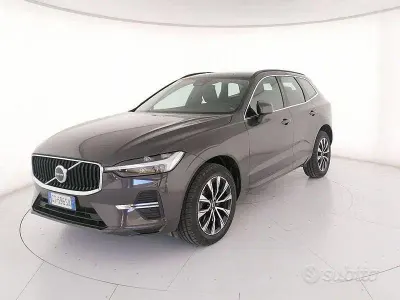 Usata Volvo XC60 Core 197 CV (144 kW) 2024 Grigio SUV