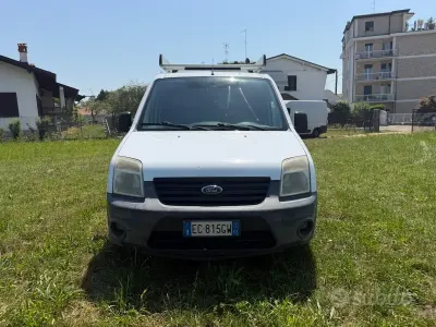 Usata Ford Transit Connect 90 CV (66 kW) 2010 Bianco Monovolume